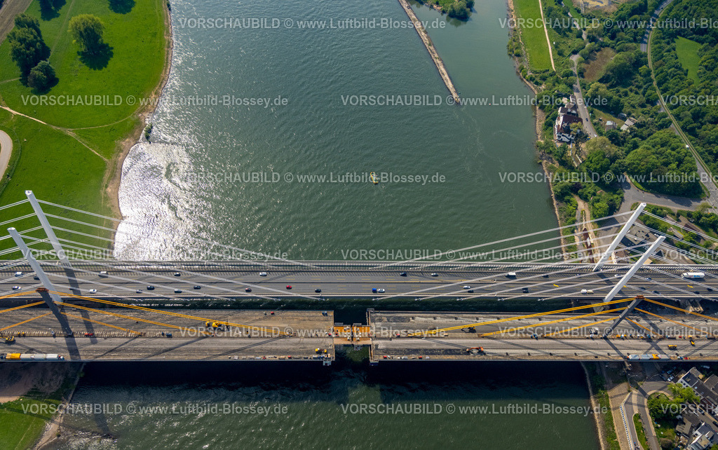 Duisburg240500752 | Luftbild, A40 Rheinbrücke Duisburg Neuenkamp und Fluss Rhein, Baustelle für Erweiterung der Autobahn A40 inklusive Ersatzneubau, Alt-Homberg, Duisburg, Ruhrgebiet, Nordrhein-Westfalen, Deutschland