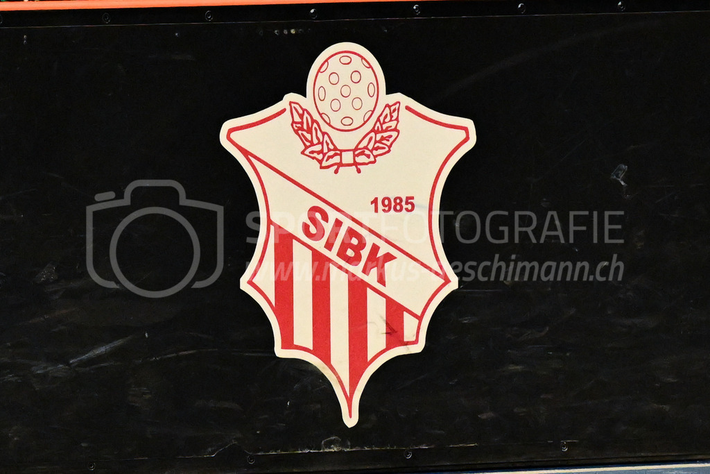 Strängnäs IBK vs FBC Kalmarsund Ungdom - 6. =January= 2024 | Strängnäs IBK vs FBC Kalmarsund Ungdom
Thomas Arena, Strängnäs
SIBK logo.
Bild: Sportfotografie Markus Aeschimann | www.markus-aeschimann.ch - Realisiert mit Pictrs.com