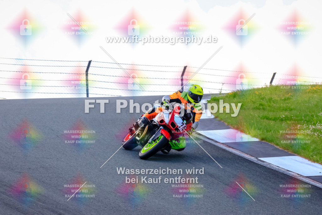 _TCM4082 | Hier findet Ihr Bilder von Touristenfahrten auf der Nürburgring Nordschleife oder von anderen Veranstaltungen die ich besucht habe. Viel Spass beim Durch Schauen 