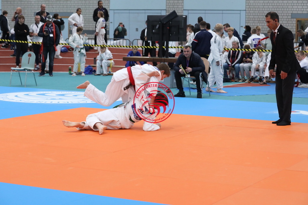 1J7A2451 | Fotos vom Adler Cup - Pictures from Adler Cup

Hier findet Ihr alle Eindrücke und großen Momente der Adler Cup Wochenenden. Here you will find all impressions and great moments of the Adler Cup weekends. - Realisiert mit Pictrs.com