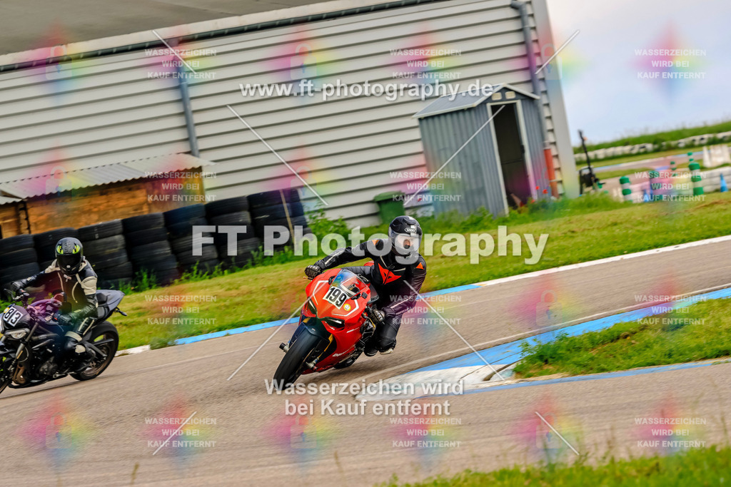 MotoTeam-8111 | Hier findet Ihr Bilder von Touristenfahrten auf der Nürburgring Nordschleife oder von anderen Veranstaltungen die ich besucht habe. Viel Spass beim Durch Schauen 