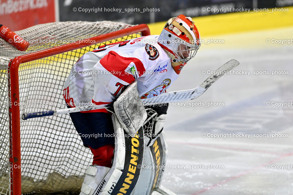 ESC Steindorf vs. ESV Ferlach  | #75 Kropiunig Ralf ESV Ferlach, ESC Steindorf vs. ESV Ferlach , ESC Steindorf vs. ESV Ferlach  am 15.02.2026 in Steindorf (Ossiachersee Halle), Austria, (Photo by Bernd Stefan)