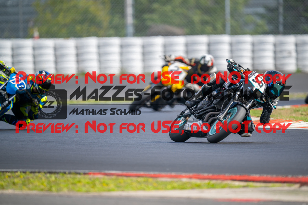 MaZZes-Fotomatrix-20260904-637900 | TWIN