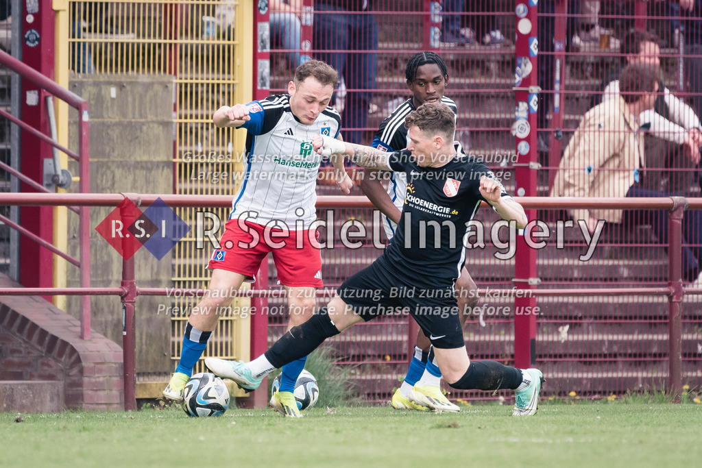 RS-1-045815 | Arlind Ibrahim Rexhepi (#11, HSV II), Florian Riedel (#39, Havelse)