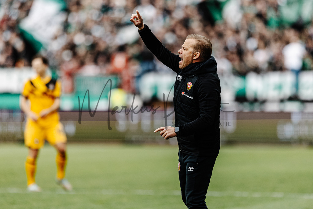 3. Liga, Saison 2023/24, 31. Spieltag: SC Preußen Münster - Dynamo Dresden | Münster, 30.03.2024: 3. Liga, 31. Spieltag, SC Preußen Münster gegen Dynamo Dresden im LVM-Preußenstadion in Münster. Foto: sportfotografie.ms | Markus Paletta - Realisiert mit Pictrs.com