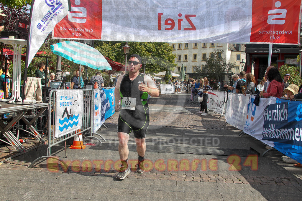 250824_1249_EV4_9526 | Sportfotografie im Rhein-Sieg Kreis, Köln, Bonn, NRW, Rheinland Pfalz, Hessen, etc. Unser Tätigkeitsfeld umfasst den Laufsport vom Volkslauf über den Marathon, Duathlon, Triathon bis zum Ultralauf wie Kölnpfad Ultra oder Schindertrail.
