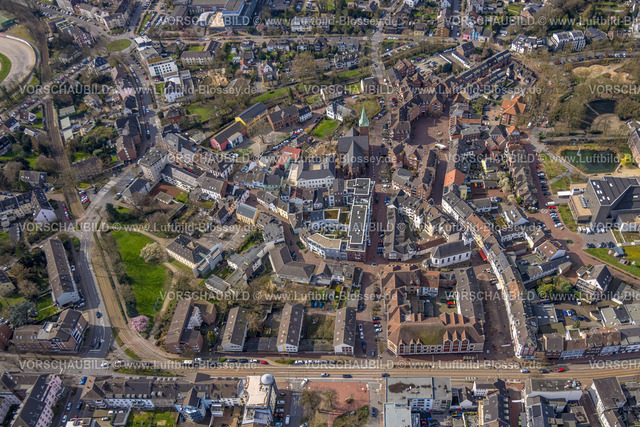 Dinslaken240308815 | Luftbild, City Innenstadt an der Friedrich-Ebert-Straße mit Stadtbibliothek Dinslaken, Fußgängerzone Kolpingstraße und Altmarkt, römisch-katholische Kirche St. Vincentius, Wohngebiet um den Elmar-Sierp-Platz, Dinslaken, Nordrhein-Westfalen, Deutschland