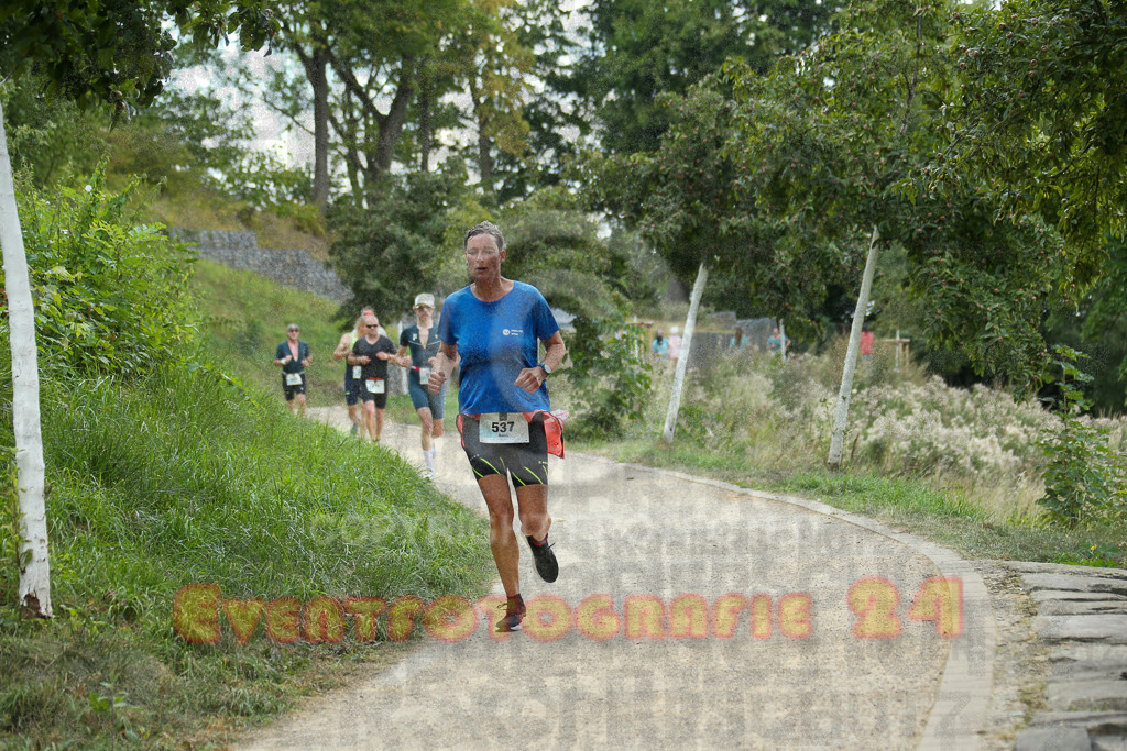 250824_1407_EX1_5038 | Sportfotografie im Rhein-Sieg Kreis, Köln, Bonn, NRW, Rheinland Pfalz, Hessen, etc. Unser Tätigkeitsfeld umfasst den Laufsport vom Volkslauf über den Marathon, Duathlon, Triathon bis zum Ultralauf wie Kölnpfad Ultra oder Schindertrail.