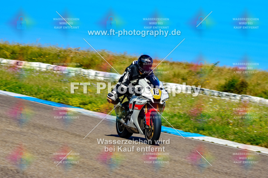 016-2257 | Hier findet Ihr Bilder von Touristenfahrten auf der Nürburgring Nordschleife oder von anderen Veranstaltungen die ich besucht habe. Viel Spass beim Durch Schauen 