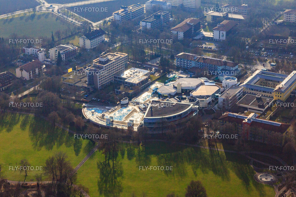 Europa Therme Bad Füssing an der Kurallee  mit Klinik Niederbayern an der Paracelsusstraße und Thermenhotel Tannenhof 1https://www.europatherme.de/ https://www.klinik-niederbayern.de/ http://www.thermenhotel-tannenhof.de/ | Luftbild: Europa Therme Bad Füssing an der Kurallee  mit Klinik Niederbayern an der Paracelsusstraße und Thermenhotel Tannenhof 1https://www.europatherme.de/ https://www.klinik-niederbayern.de/ http://www.thermenhotel-tannenhof.de/ in Bad Füssing im Bundesland Bayern in Deutschland. Foto: IMG_096076.jpg vom 29.12.2016 durch Werner Riehm/FLY-FOTO.de - Realisiert mit Pictrs.com