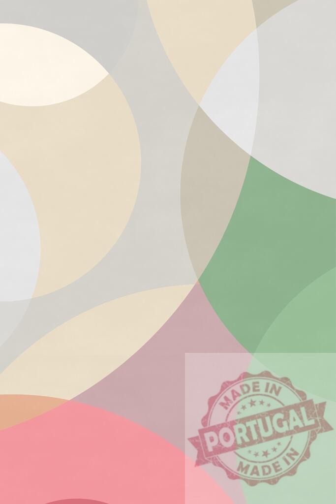 Abstract pastel geometric circles overlapping soft fluid shapes | Overlapping translucent geometric circles forming a clean and soft pastel abstract background - Realisiert mit Pictrs.com