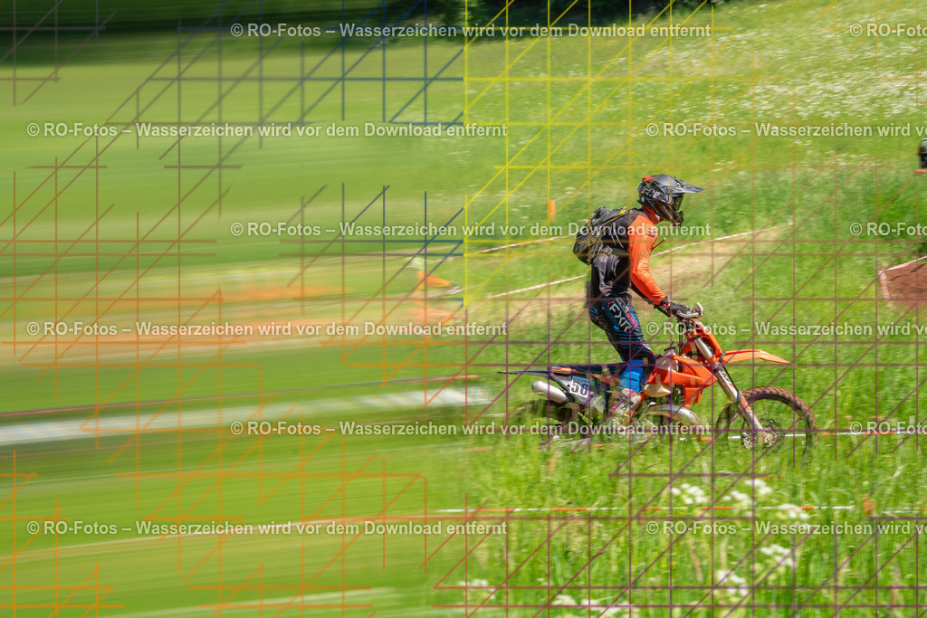 Wolfshausen 2 Lauf -738 | Sportfotografie von RO-Fotos: Motorsport, Motocross, Enduro, Laufveranstaltungen und Triathlon. Professionelle Fotos von Sportlern und Events. - Realisiert mit Pictrs.com