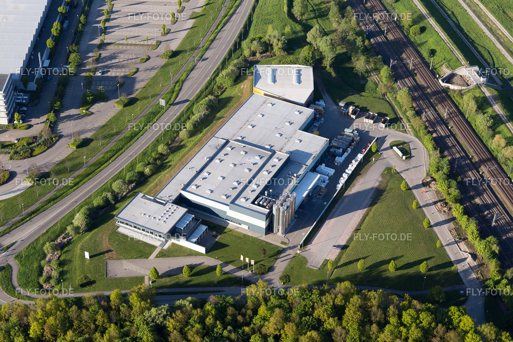 Bada | Luftbild: Bada in Bühl im Bundesland Baden-Württemberg in Deutschland. Foto: IMG_099135.jpg vom 23.04.2017 durch Werner Riehm/FLY-FOTO.de - Realisiert mit Pictrs.com