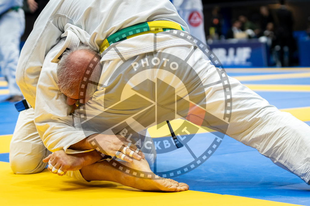 20240122PBB6274 | Fighters compete during the second day of the IBJJF European Championship in Paris, France, on January 22, 2024.