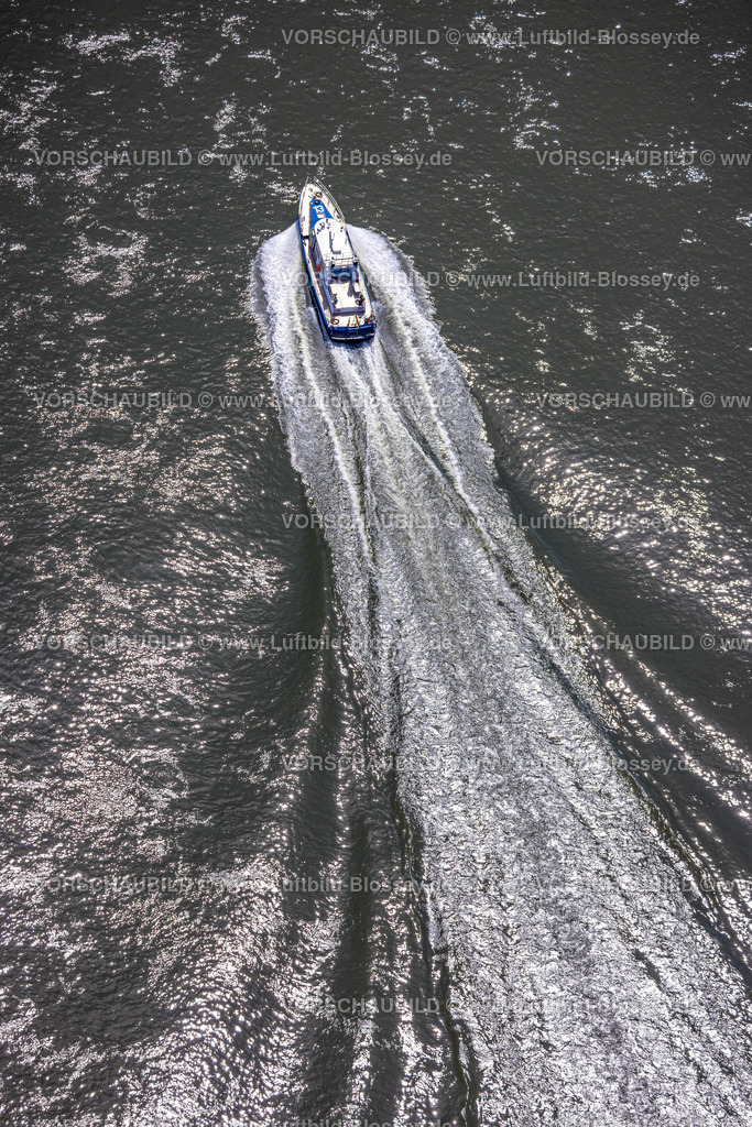 Duisburg220702377 | Luftbild, Rhein Streifenboot WSP 13 der Wasserschutzpolize Moers,  nahe der Rheinwiesen bei Homberg, Beeckerwerth, Duisburg, Ruhrgebiet, Nordrhein-Westfalen, Deutschland