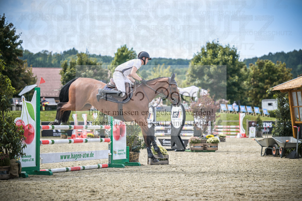 DOS_5878 | Entdecke hochwertige Reitturnierfotos von Foto Oger. Professionell, emotional und authentisch – jetzt Lieblingsmomente im Shop bestellen.Deutschlandweite Turnierfotografie. - Realisiert mit Pictrs.com