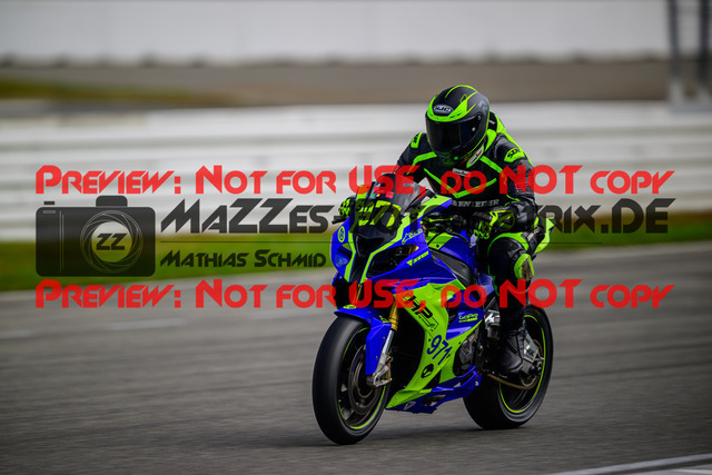 MaZZes_Fotomatrix_20250421_6021986_4999 | ROT