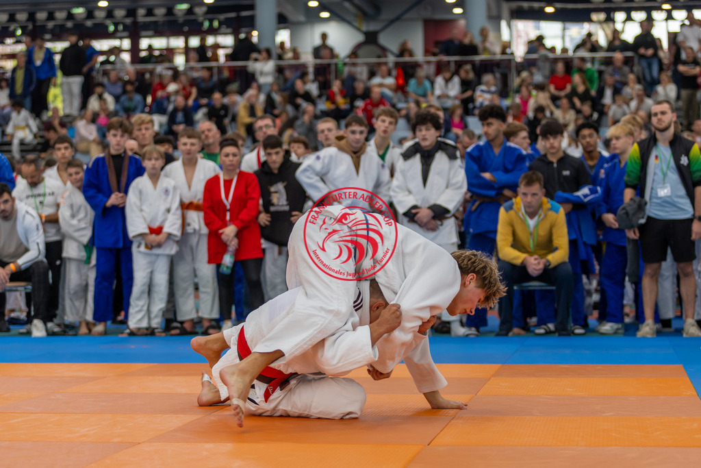 Internationaler Adler Cup 2024 | Foto vom Internationalen Adler Cup Judo Turnier im Sport- und Freizeitzentrum Kalbach im Oktober 2024 - Realisiert mit Pictrs.com