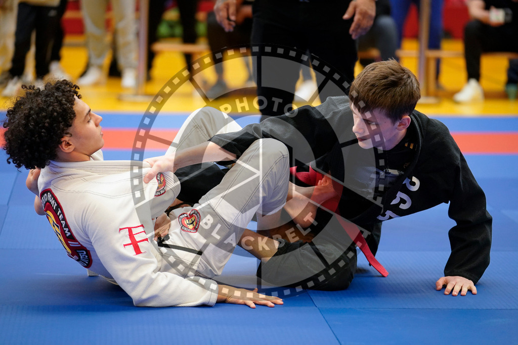 20240203PBB05325 | Fighters compete during the Brazilian Jiu-Jitsu Championship of the AJP Tour in Maintal by Frankfurt am Main, Germany, on February 2, 2024.