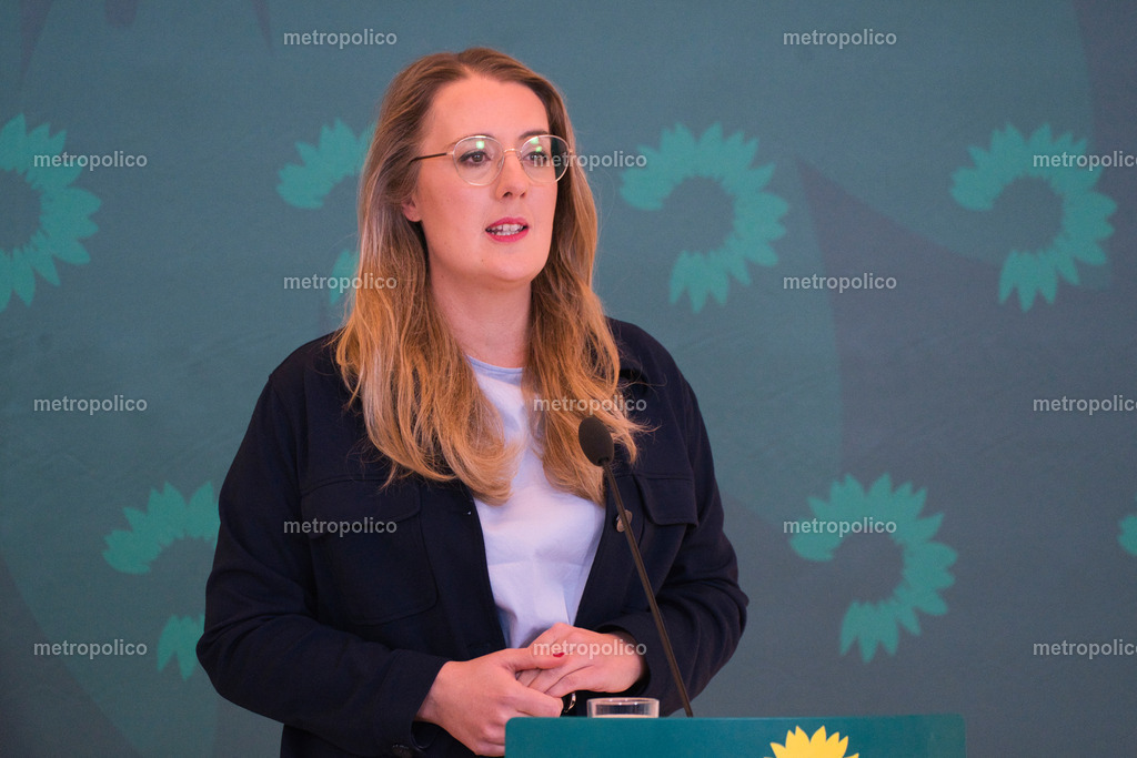 Katharina Dröge (10) | Metropolico