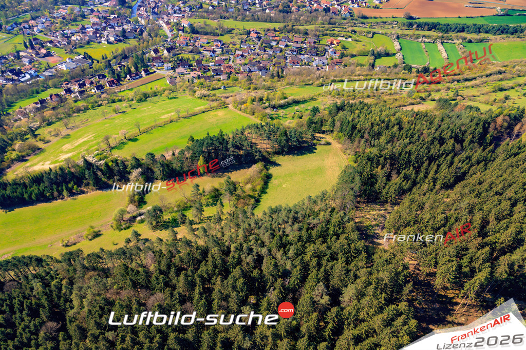 Die Luftaufnahme der Stadt Marktrodach wurde 2017 vom Flugzeug heraus erstellt ( keine Drohne )- hohe Auflösung für beste Qualität