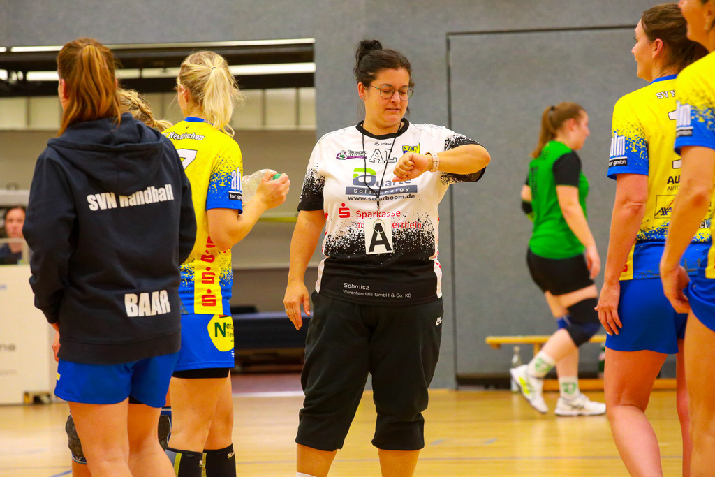 HcTvRhedeII_SvNeukirchen_150924_173 | Bildergalerie von Sport-Ereignissen aber auch von weiteren spannenden Dingen - nicht nur vom Niederrhein. In Anlehnung an den bekannten Spruch von Hanns Dieter Hüsch heißt das Motto: "Niederrhein ist überall".  - Realisiert mit Pictrs.com