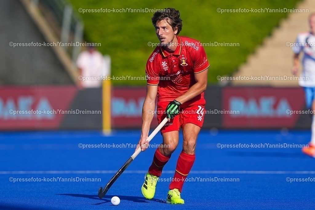 xydrx10082504029 | 10.08.2025, xydrx, Herren EuroHockey Championship 2025, Gruppenphase, Gruppe A, Belgien - Niederlande, Sparkassenpark Mönchengladbach: Antoine Kina (BEL #24)