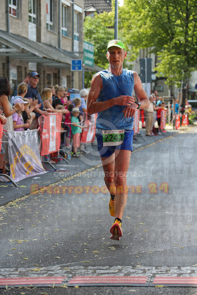 220625_1642_EX1_4886 | Sportfotografie im Rhein-Sieg Kreis, Köln, Bonn, NRW, Rheinland Pfalz, Hessen, etc. Unser Tätigkeitsfeld umfasst den Laufsport vom Volkslauf über den Marathon, Duathlon, Triathon bis zum Ultralauf wie Kölnpfad Ultra oder Schindertrail.