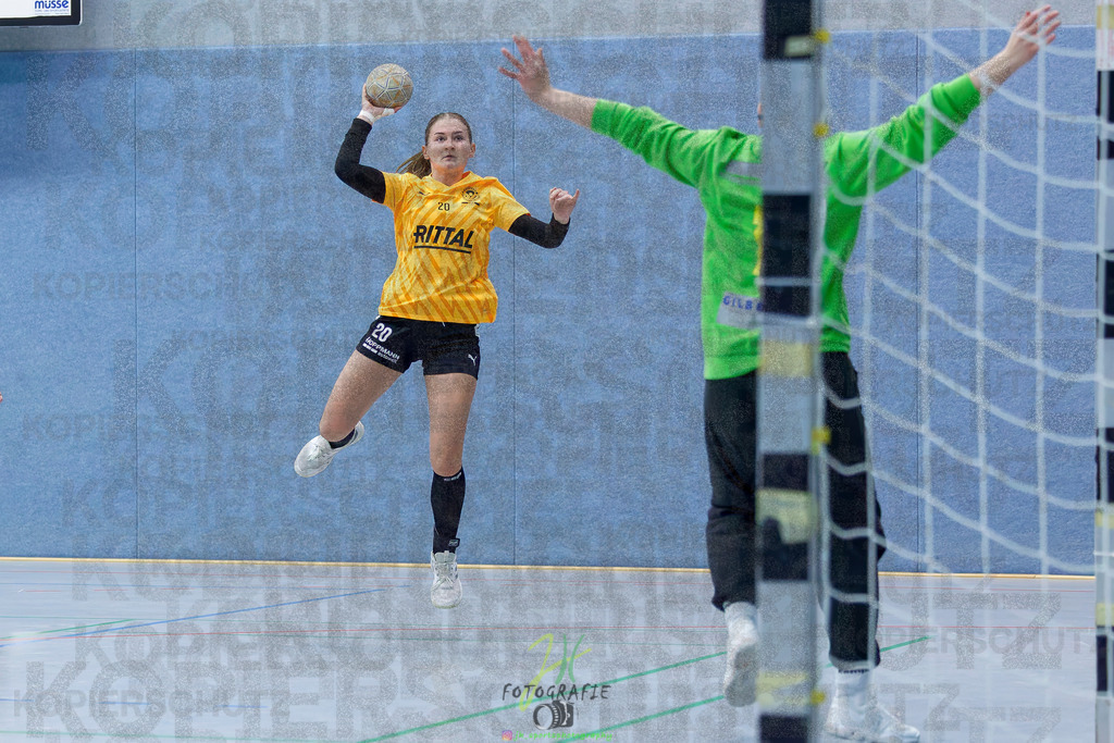 Frauen Oberliga Mitte (HHV); HSG Eibelshausen/Ewersbach - HSG Wettenberg II | Frauen Oberliga Mitte (HHV); HSG Eibelshausen/Ewersbach - HSG Wettenberg II am 13.12.2025 in Steinbrücken (Sporthalle am Hammerweiher)Photo © 2025 - Jörg Heinrich - Realisiert mit Pictrs.com