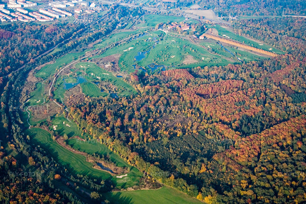 Luftbild: Hofgut Scheibenhardt, Golfplatz im Ortsteil Beiertheim-Bulach in Karlsruhe im Bundesland Baden-Württemberg in Deutschland. Foto: IMG_14090.jpg vom 11.10.2008 durch Werner Riehm/FLY-FOTO.de