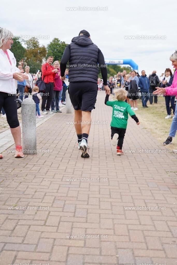 DSC05114 | Lichterlauf  - Realisiert mit Pictrs.com