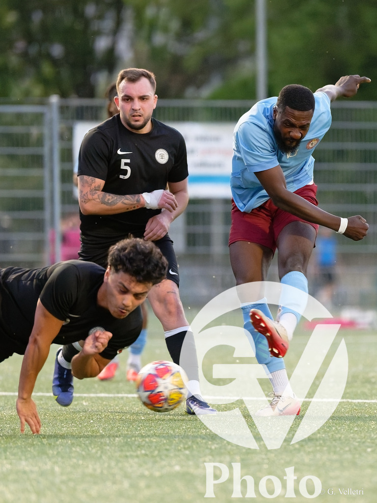 US Carouge II  v Viseu United  - 4eme ligue Groupe 3 | Geneva, Switzerland - May 20 : during the 4eme ligue Groupe 3  match between US Carouge II  and Viseu United  at Stade de la Fontenette  on May 20 , 2026 in Geneva, Switzerland.