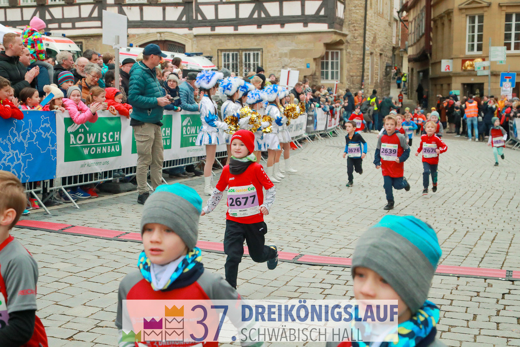 AOK JuniorCup 400m | 3Koenigslauf 2023 - Realisiert mit Pictrs.com