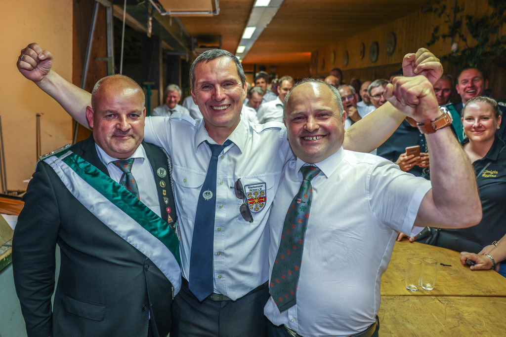 top-top.de 240629-103 | Foto, Video, Fotografie, Videografie, Fotobox, DJ, Discjockey, Musik, Musikbox, Veranstaltung, Photobooth, Amazon, Ebay, Buchtipp, Bestseller, Autor, Verlag, Buch, Wesel, Hamminkeln, NRW, Dinslaken, Rees, Drohne, Hochzeit, Party, Fotobox, Wesel, Fotograf