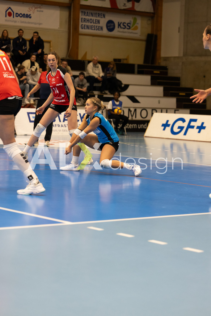 Volleyball I Frauen I Saison 2025-2026 I CEV Volleyball Challenge Cup 2026 | Women I 16th Finals I VC Kanti Schaffhausen - TJ Ostrava I 03.12.2025 | VC Kanti Schaffhausen - 2 Kimi Schnegg (CH) – Libera - Realisiert mit Pictrs.com