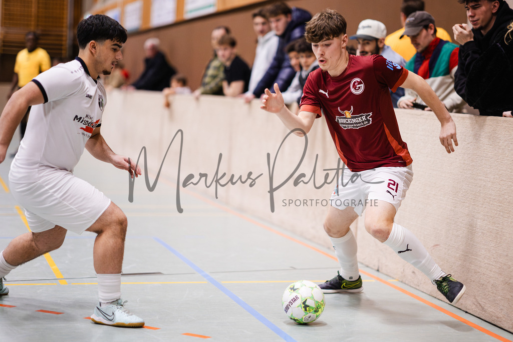 20251221-turnier-nienberge-halbfinale-0002 | Das ist die Fotodatenbank für authentische Sportfotografie aus Münster: Markus Paletta fotografiert Teams, Sportler:innen, Kinder, Events & Unternehmen. - Realisiert mit Pictrs.com