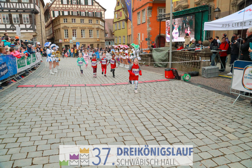AOK JuniorCup 400m | 3Koenigslauf 2023 - Realisiert mit Pictrs.com