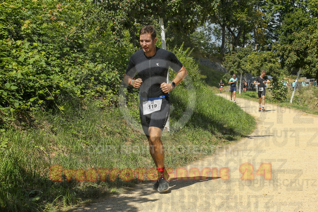 250824_1234_EX1_9786 | Sportfotografie im Rhein-Sieg Kreis, Köln, Bonn, NRW, Rheinland Pfalz, Hessen, etc. Unser Tätigkeitsfeld umfasst den Laufsport vom Volkslauf über den Marathon, Duathlon, Triathon bis zum Ultralauf wie Kölnpfad Ultra oder Schindertrail.