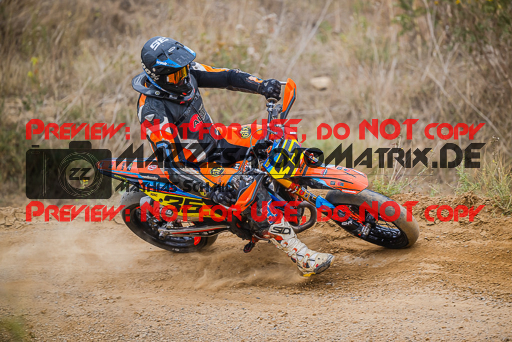 MaZZes_FotoMatrix_220813_7702 | S1