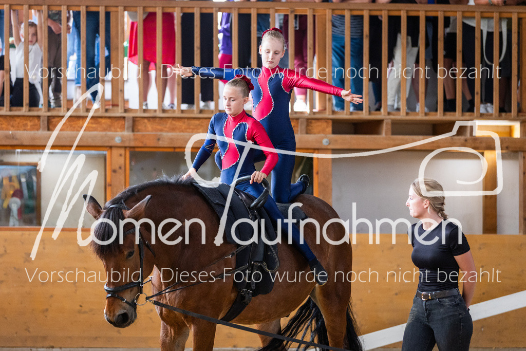 SS-Maxi-144 | MomenTaufnahmen Pferdesportfotos