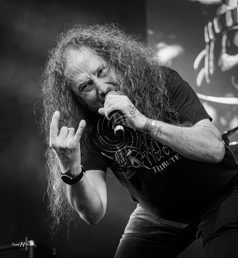 Metal Attack Tribute | Stadtfest Aschaffenburg 30.08.2025 - Realisiert mit Pictrs.com