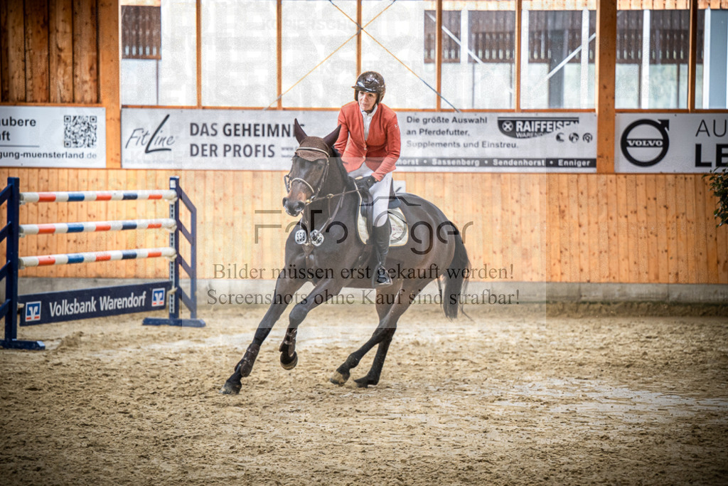 DOS_2210 | Entdecke hochwertige Reitturnierfotos von Foto Oger. Professionell, emotional und authentisch – jetzt Lieblingsmomente im Shop bestellen.Deutschlandweite Turnierfotografie. - Realisiert mit Pictrs.com