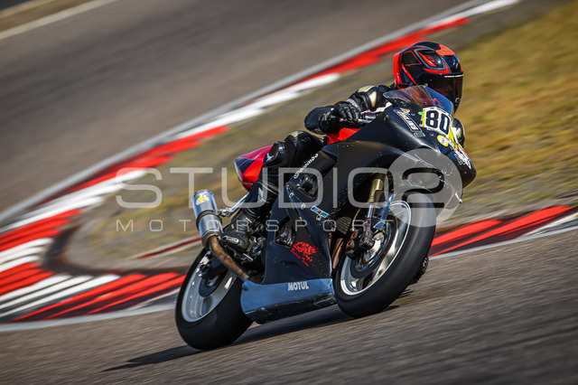 0801-250904NR-027_801 | Deine Full-Service-Agentur für ✔️Videoproduktionen und ✔️Motorsportfotografie Jetzt Angebot anfragen!