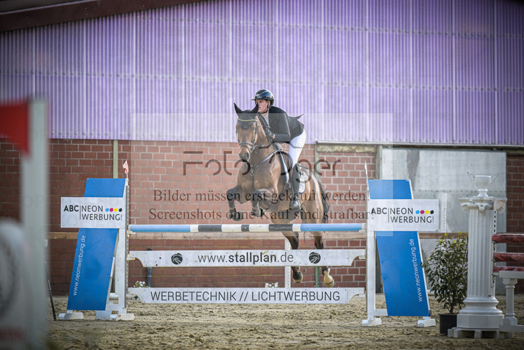DOS_4055 | Entdecke hochwertige Reitturnierfotos von Foto Oger. Professionell, emotional und authentisch – jetzt Lieblingsmomente im Shop bestellen.Deutschlandweite Turnierfotografie. - Realisiert mit Pictrs.com