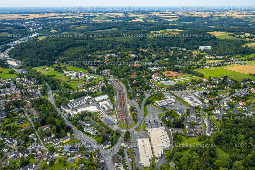 Warstein240713315 | Luftbild, Güterbahnhof, LWL-Klinik im Wald, Suttrop, Warstein, Sauerland, Nordrhein-Westfalen, Deutschland