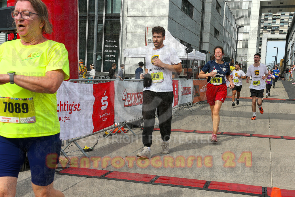 250920_1334_EX1_5592 | Sportfotografie im Rhein-Sieg Kreis, Köln, Bonn, NRW, Rheinland Pfalz, Hessen, etc. Unser Tätigkeitsfeld umfasst den Laufsport vom Volkslauf über den Marathon, Duathlon, Triathon bis zum Ultralauf wie Kölnpfad Ultra oder Schindertrail.