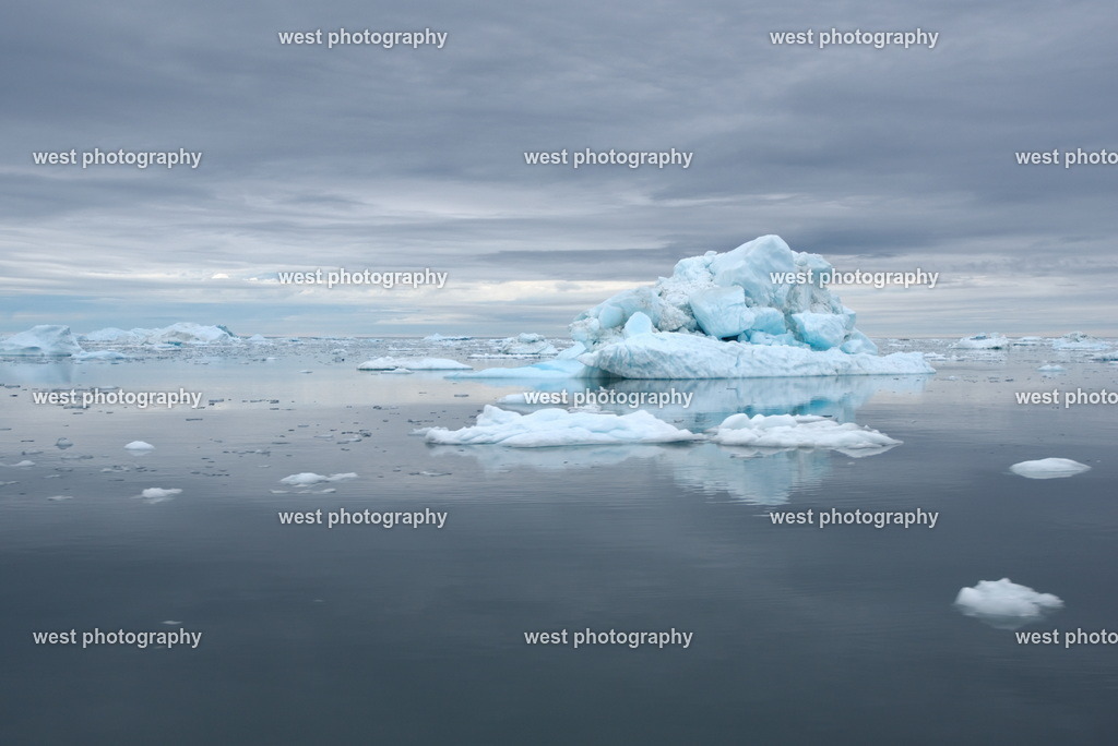 Iceberg Disko 1 - 2018 GNL | west photography - Realisiert mit Pictrs.com