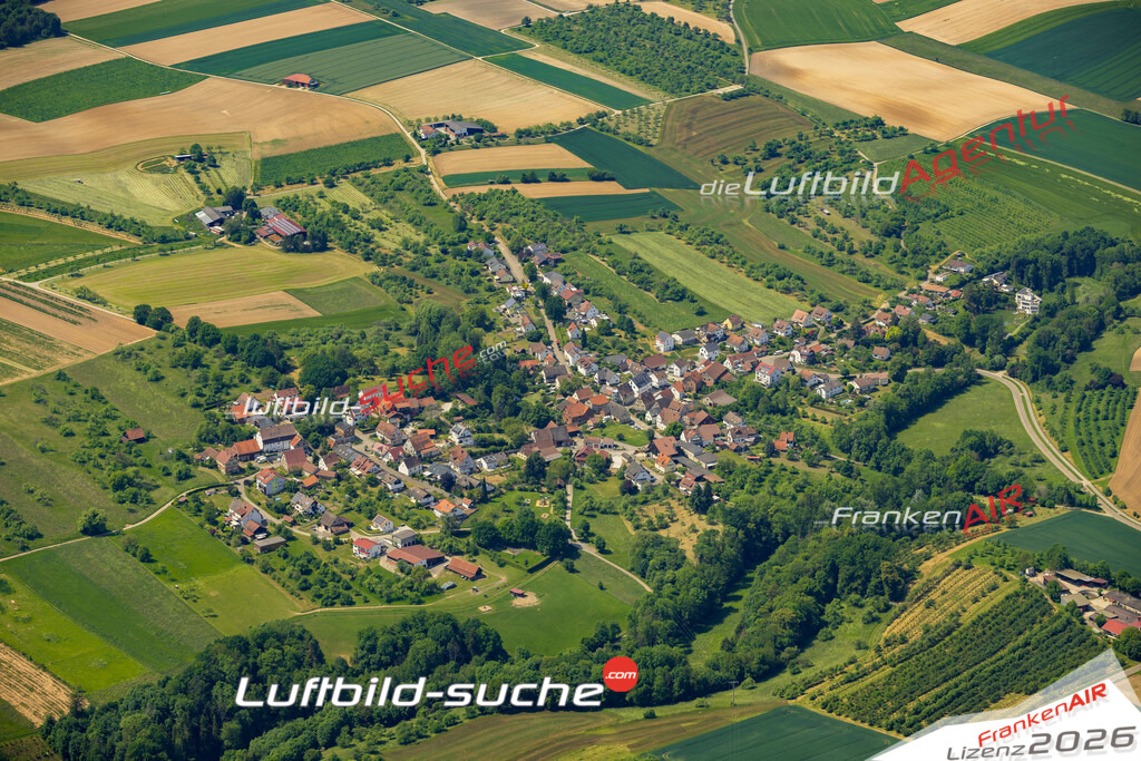 Das Luftbild zeigt Schöntal Backnang - Die Luftaufnahme wurde 2023 vom UL-Flugzeug aus erstellt ( keine Drohne ) - Hochauflösende Luftaufnahme - Für grossformatige Ausdrucke geeignet. Die Geschenkidee !Mit Lizenz und Bildrechte bestellbar