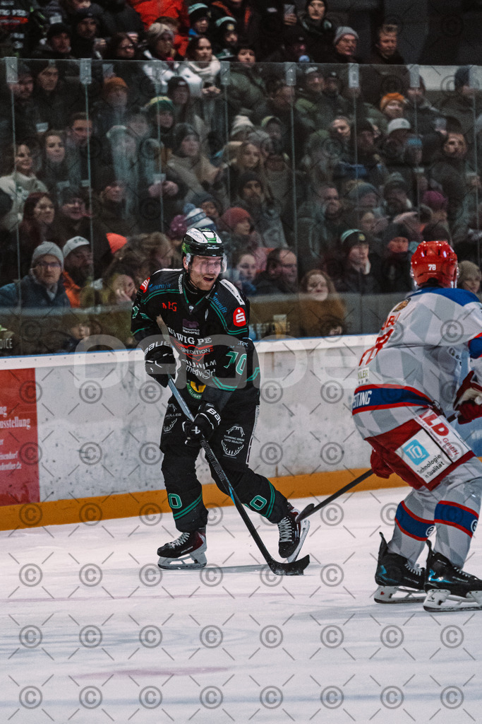 Alligators_vs_Peiting_04_01_2026-061 | Höchstadt Alligators Fotogalerie: Eishockey-Action aus Franken. Professionelle Spielfotos, Portraits & Stadionbilder zum Download. Jetzt entdecken! - Realisiert mit Pictrs.com