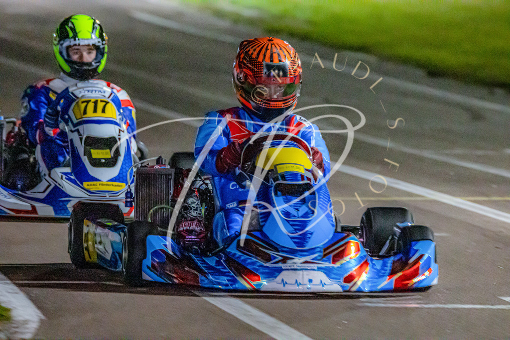 D0C92BC5-0298-4E1F-BF47-D5745D97CF8C | traudl_s_fotos